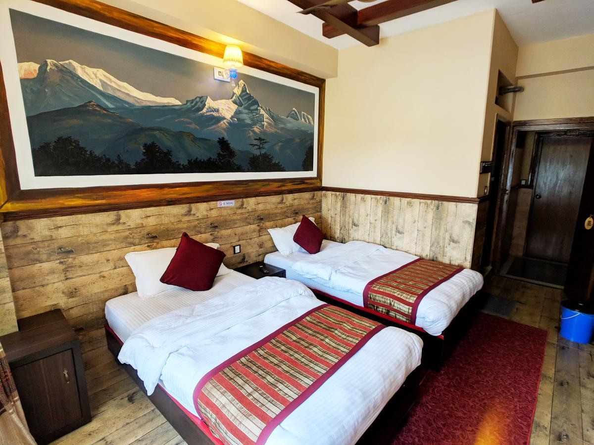 Hotel Forest Lake Backpackers' Hostel Покхара Экстерьер фото